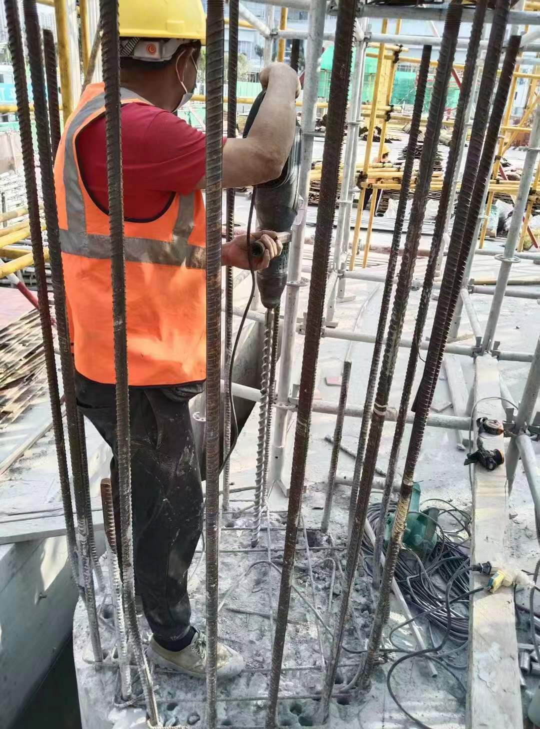 青浦增大截面法加固框架柱施工方案